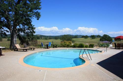 Shenandoah Inn, Major Credit Cards Required For Check In Plymouth Екстериор снимка