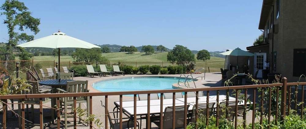 Shenandoah Inn, Major Credit Cards Required For Check In Plymouth Екстериор снимка